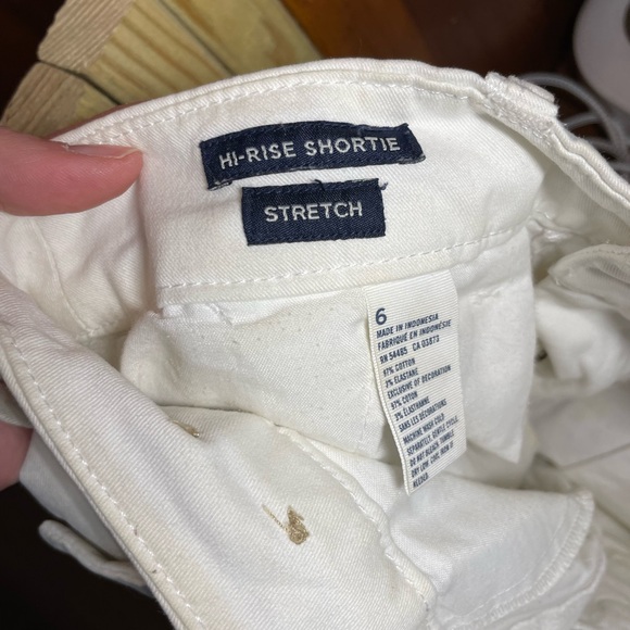 White shorts - Picture 4 of 4